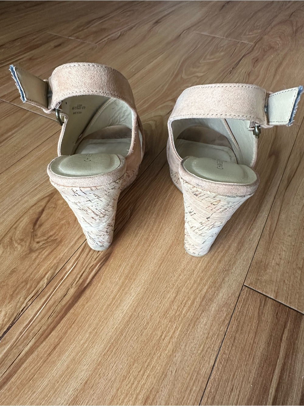 Chinese Laundry Tan Suede Cork Platform Wedge Peep Toe Sandal Size 6.5 - Picture 5 of 7